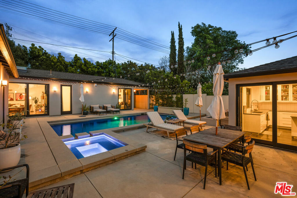 Property Photo: 7528 Flight Avenue CA 90045