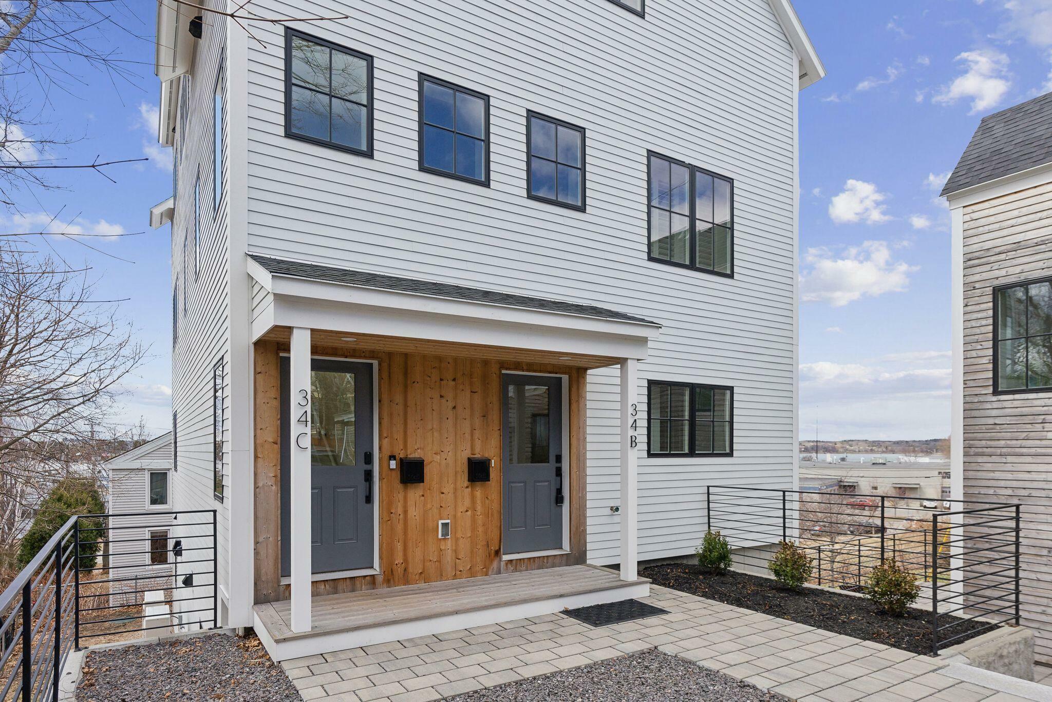 34 Hammond Street B  Portland ME 04101 photo