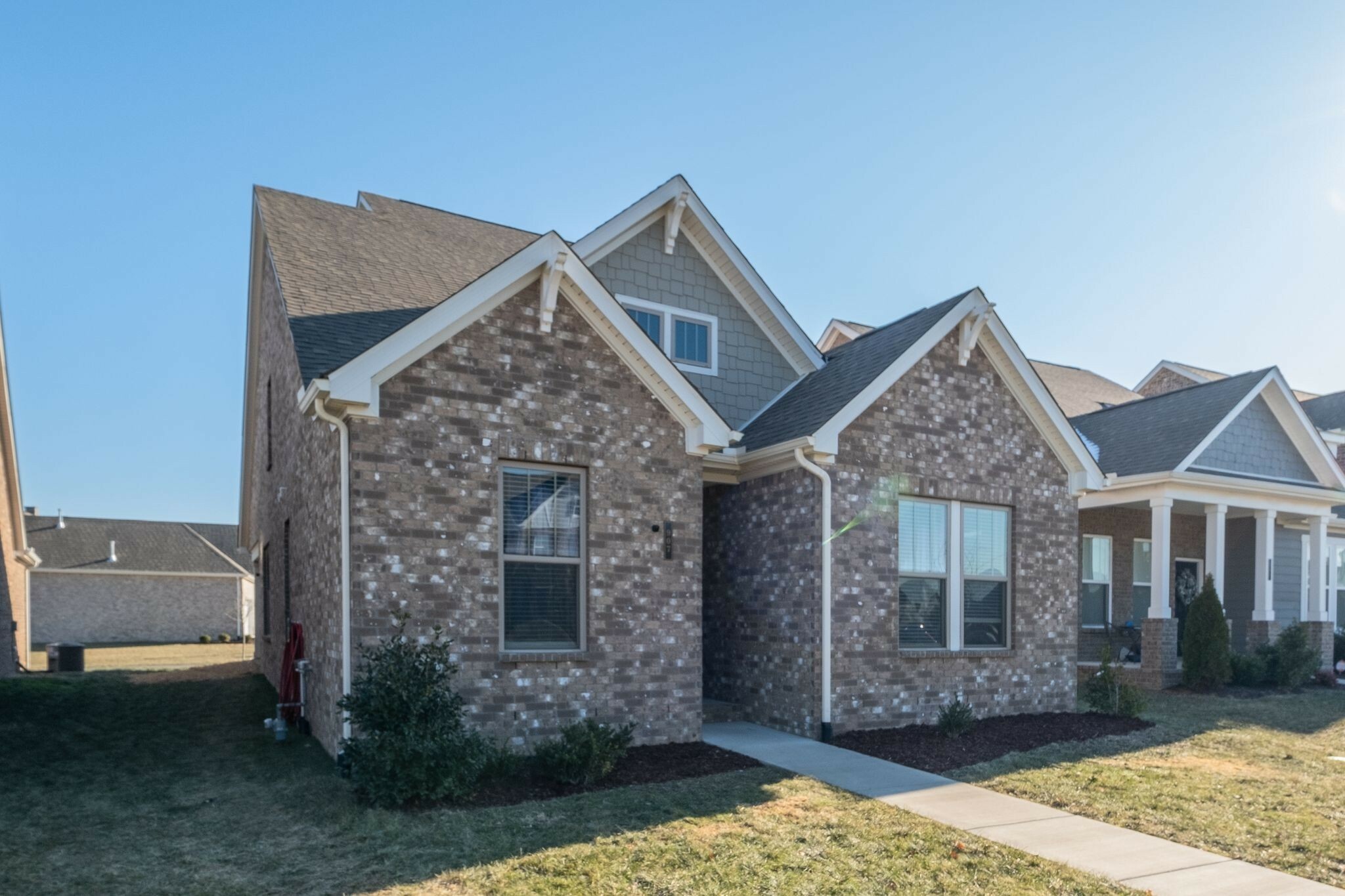Property Photo: 907 Nance Ln TN 37087