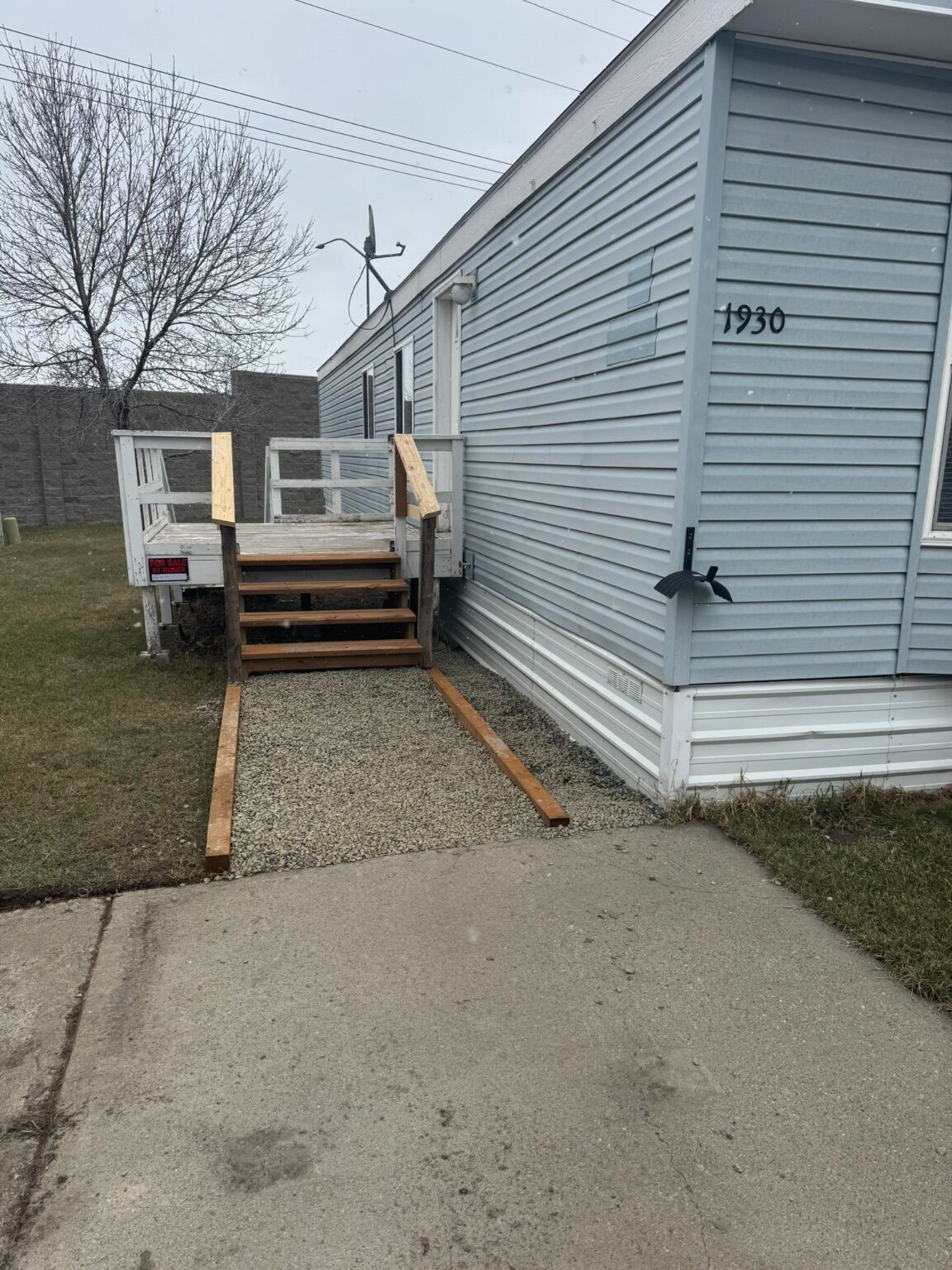 Property Photo:  1930 N Hannaford Street  MT 59601 