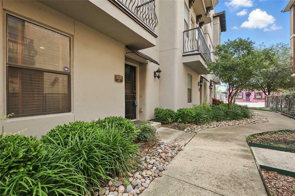 Property Photo: 3118 Ross Avenue 5 TX 75204