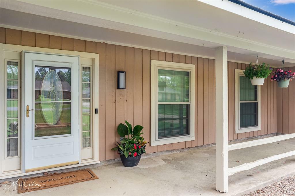 Property Photo:  216 Country Lane  LA 71037 
