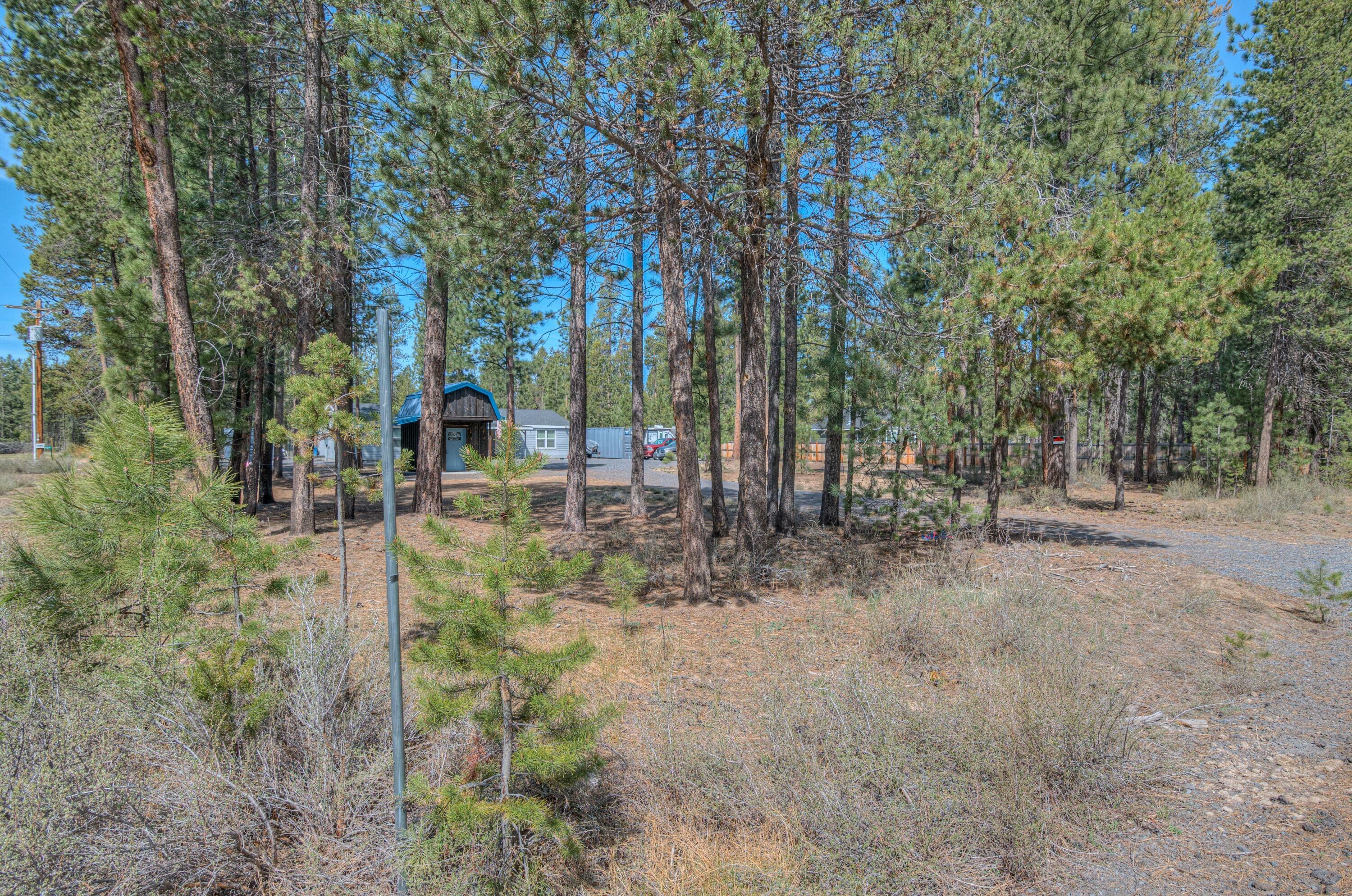 Property Photo: 1909 Hackett Drive OR 97739