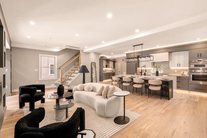 Property Photo:  71 Greenough St 1  MA 02445 