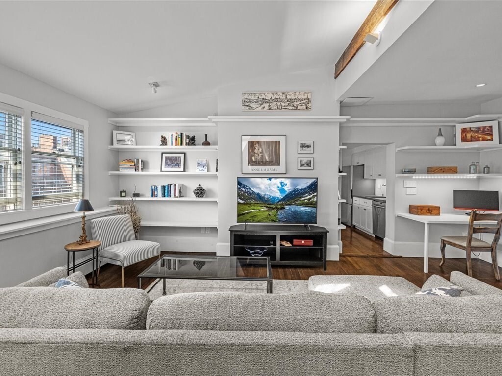 Property Photo:  82-84 Waltham 10  MA 02118 