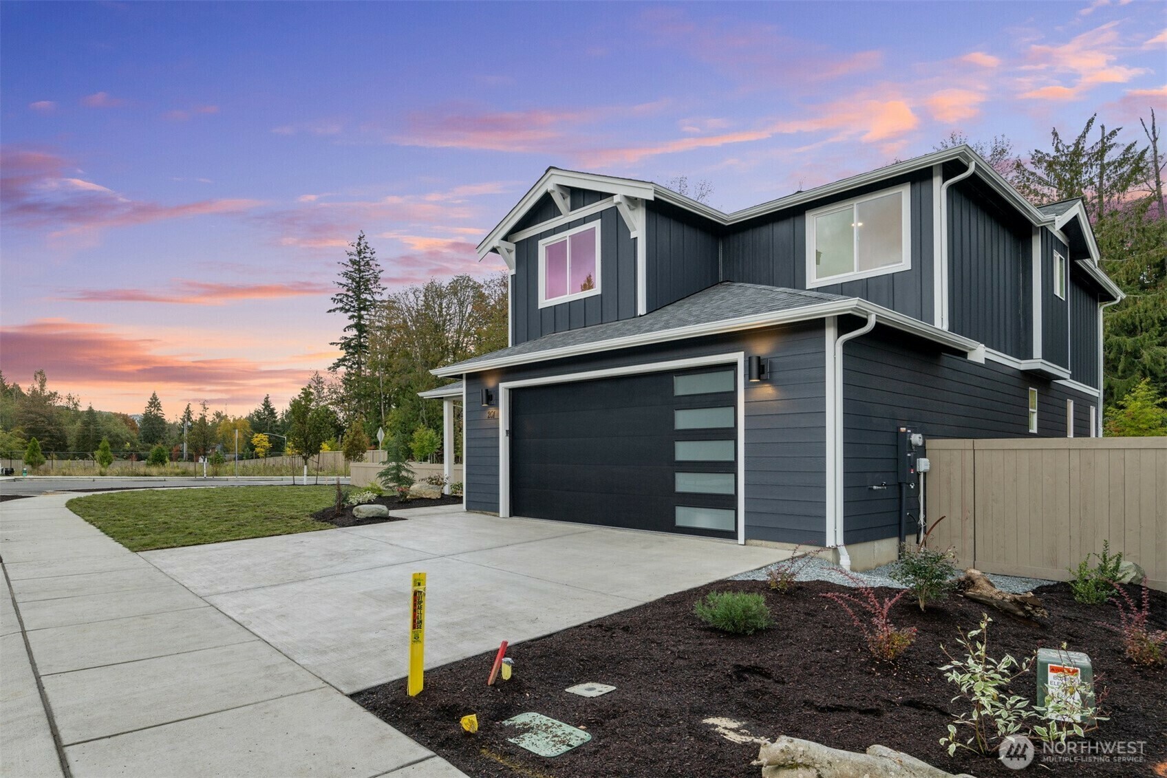 Property Photo: 201 N 54th Place WA 98273