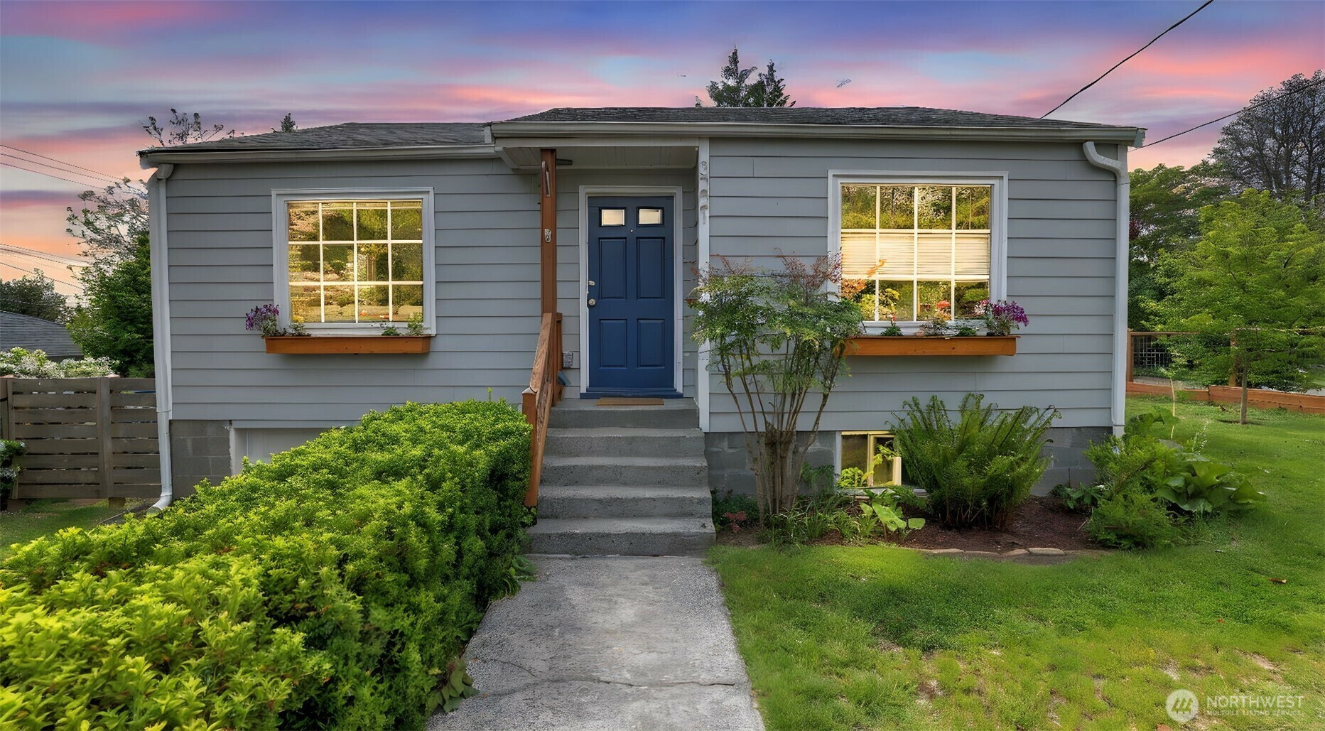 Property Photo:  3221 SW Kenyon Street  WA 98126 