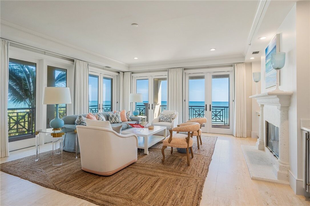 Property Photo: 60 Beachside Drive 201 FL 32963