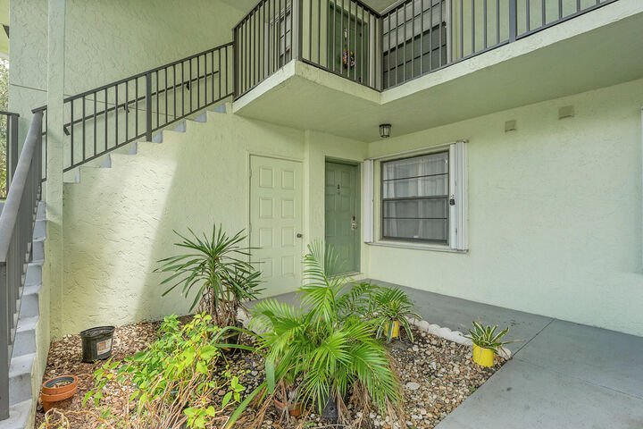 Property Photo:  2301 Sabal Ridge Court A  FL 33418 