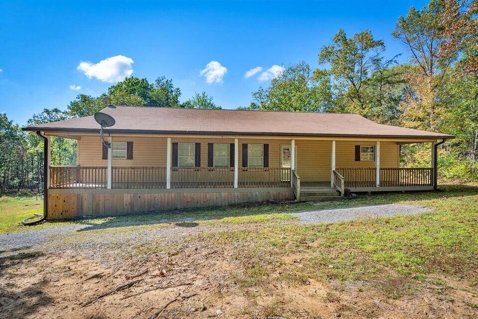 Property Photo:  154 Whiteoak Swamp Road  TN 37327 