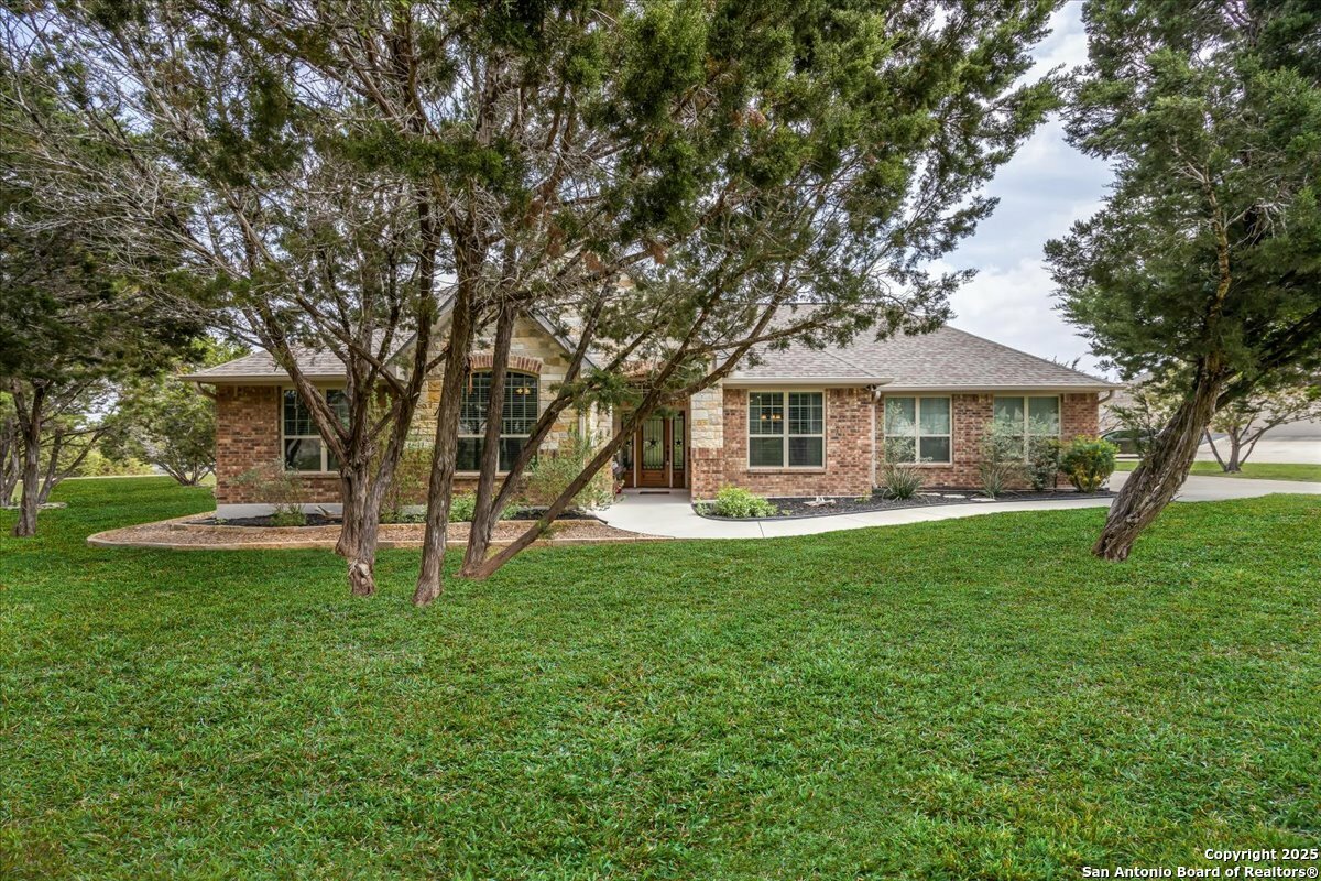 Property Photo: 209 Toucan TX 78070