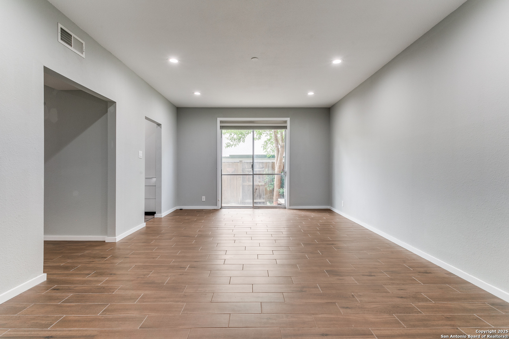 Property Photo: 3678 Hidden Drive 604 TX 78217