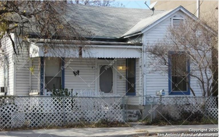 901 N Colorado  San Antonio TX 78207 photo