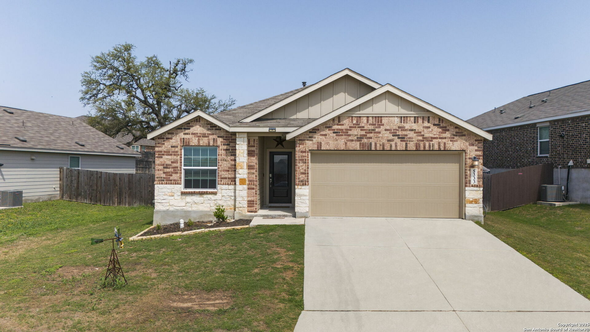 Property Photo: 5333 Trellised TX 78163