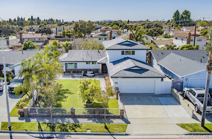 15927 Los Reyes Street  Fountain Valley CA 92708 photo