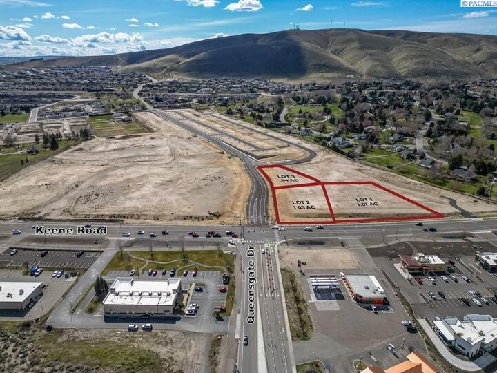 Property Photo:  3680 Keene Rd - Lot 3  WA 99352 