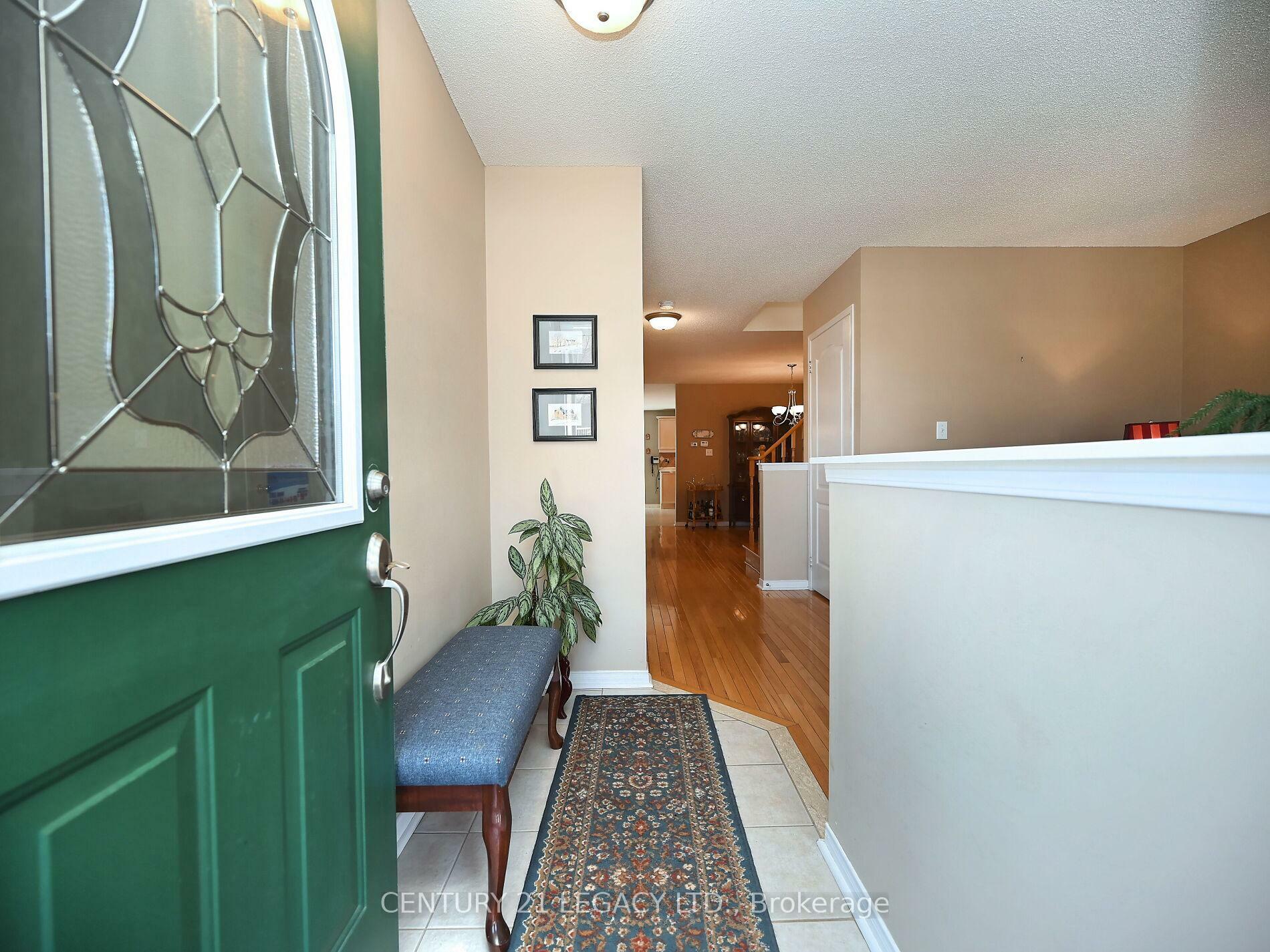 Property Photo:  32 Bluewater Crescent  ON L7A 2H1 