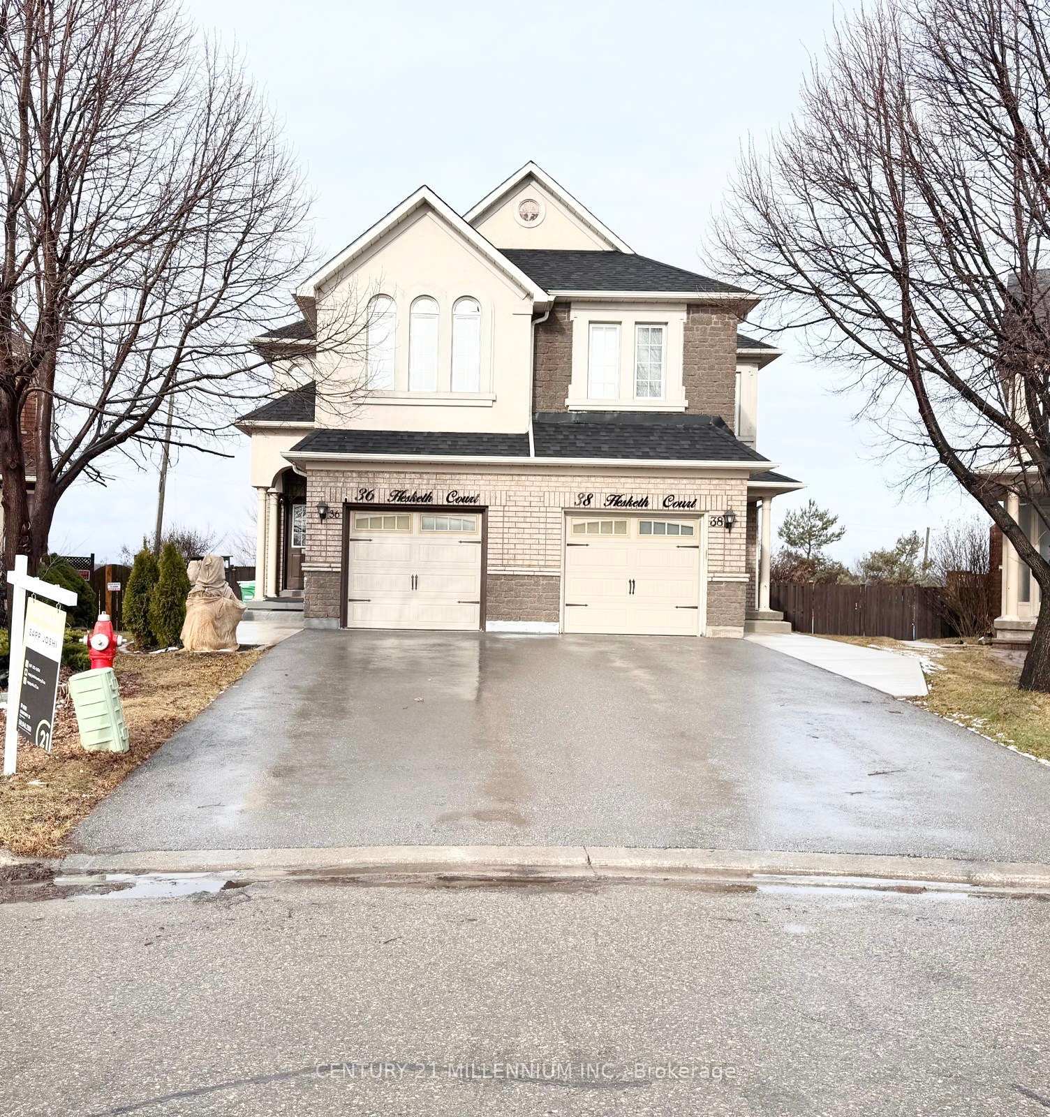 Photo de la propriété: 36 Hesketh Court ON L7C 1C6