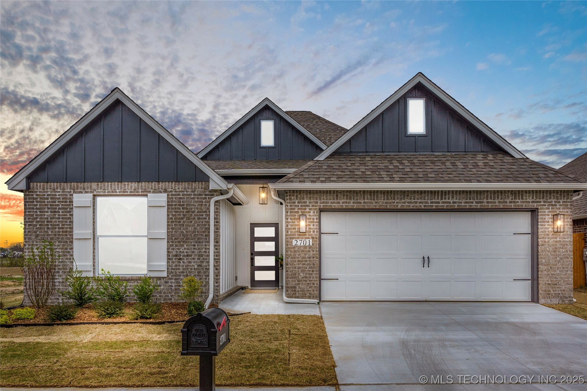 2701 W Madison Street  Broken Arrow OK 74012 photo