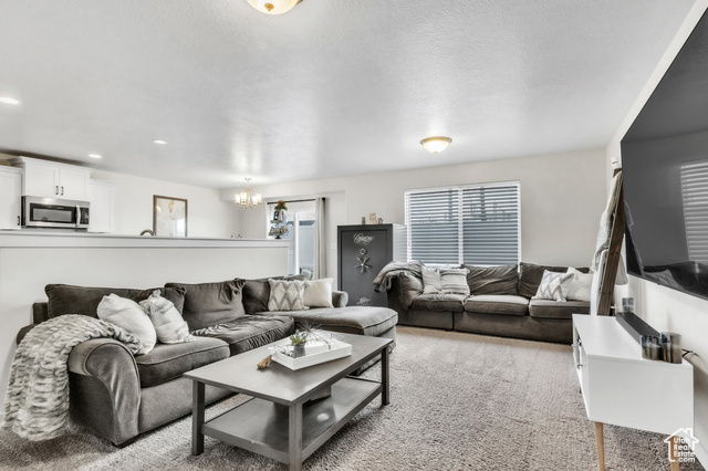 Property Photo: 294 E Wren Hill Ln UT 84045