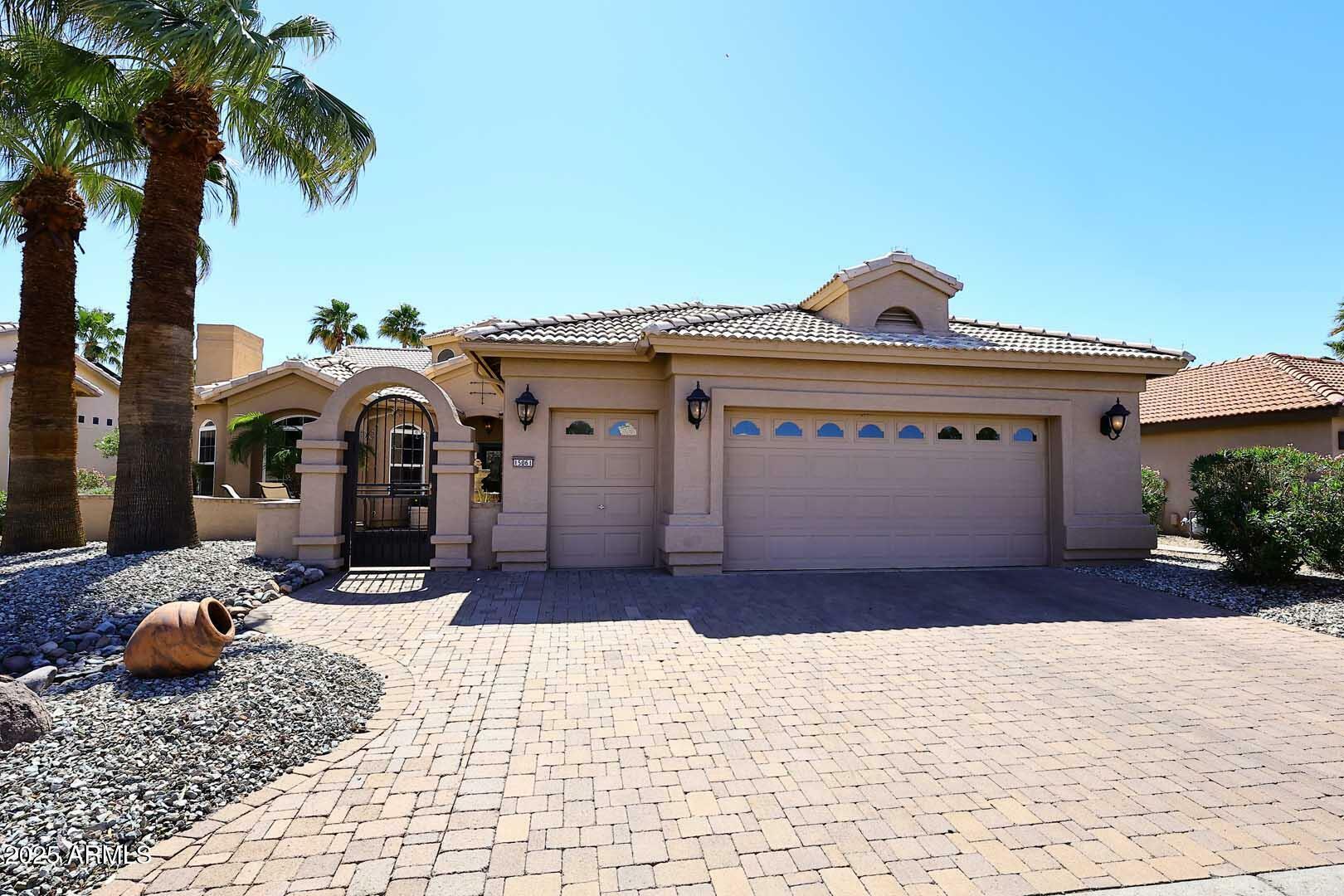 Property Photo: 15061 W Pinchot Avenue AZ 85395