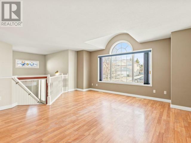 Property Photo:  66 Tigereye Crescent  YT Y1A 6G9 