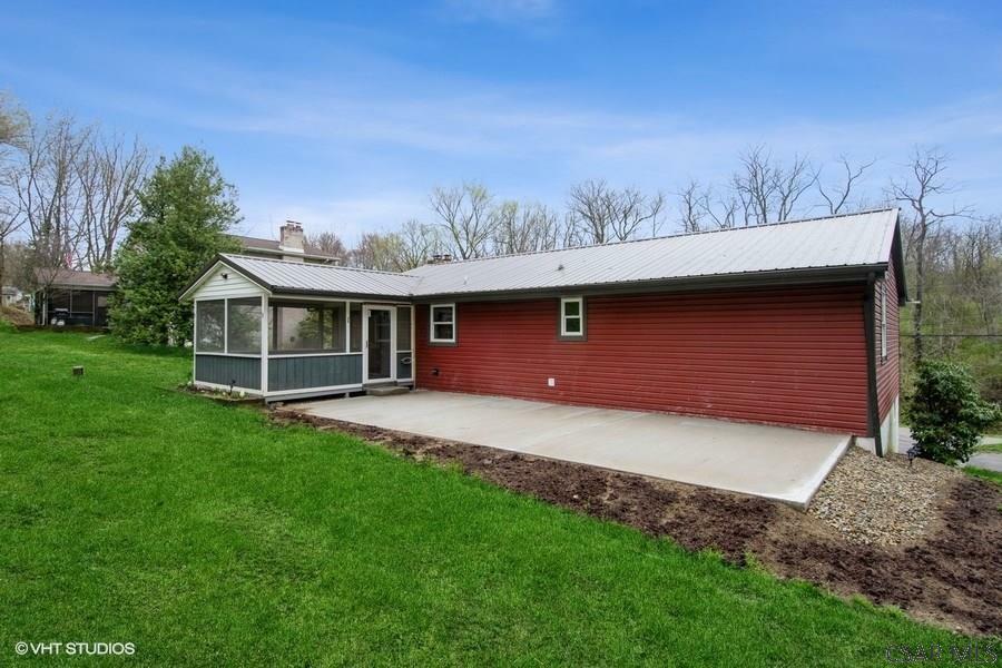 Property Photo:  444 Meadow Spring Road  PA 15650 