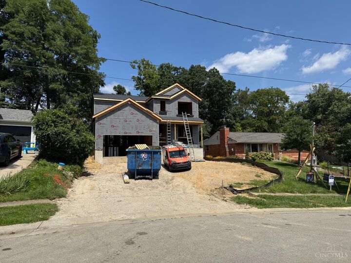 Property Photo:  8120 Maxfield Lane  OH 45243 