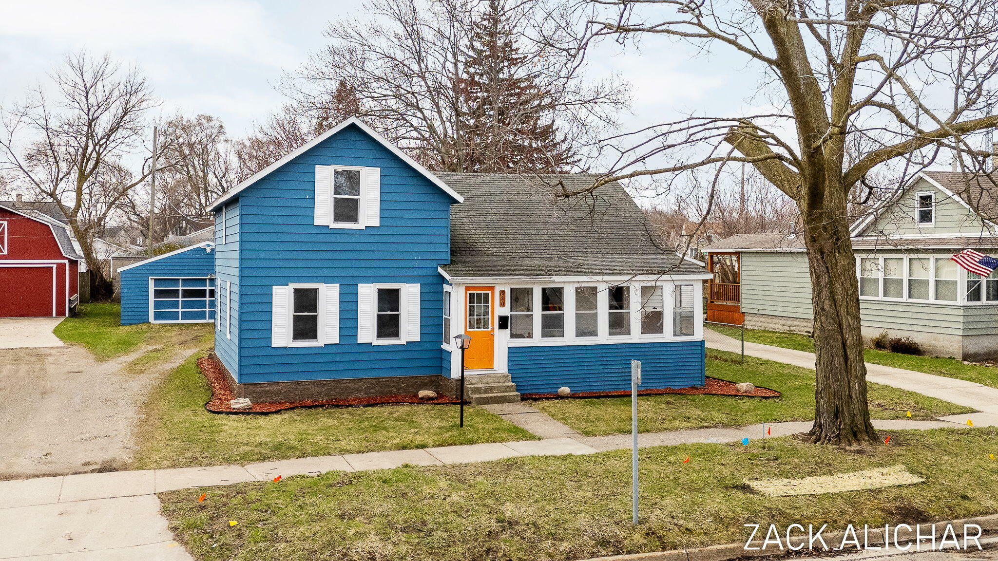 Property Photo: 520 Monroe Avenue MI 49417