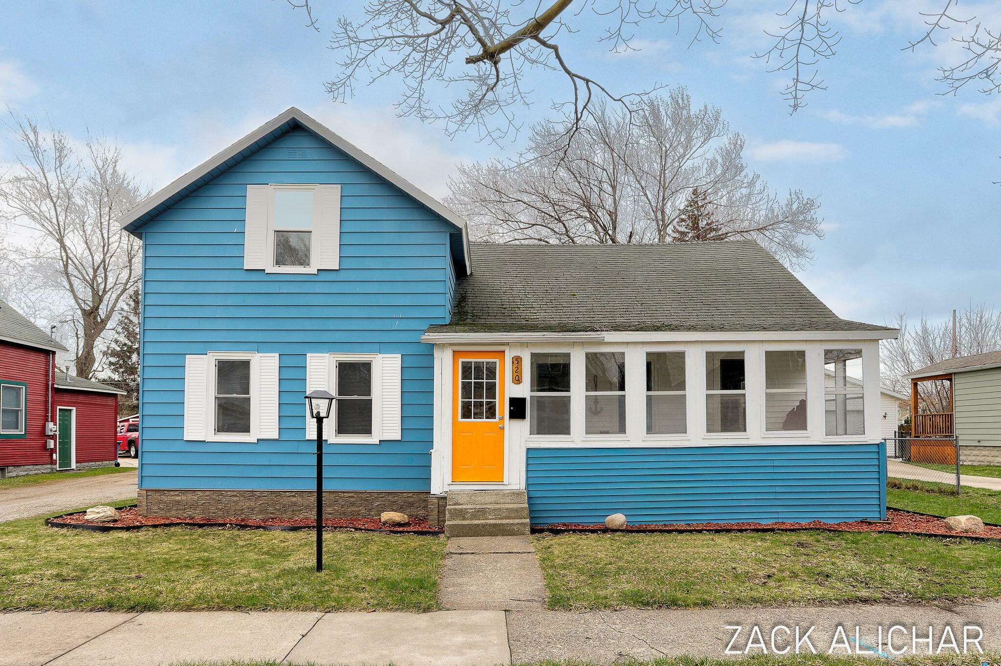 Property Photo: 520 Monroe Avenue MI 49417