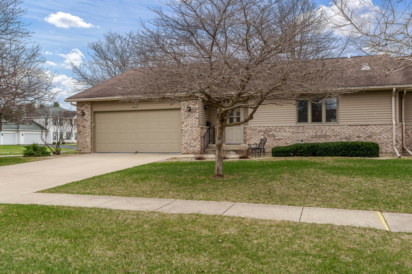 Property Photo: 707 Seminole Drive 2 IL 61032