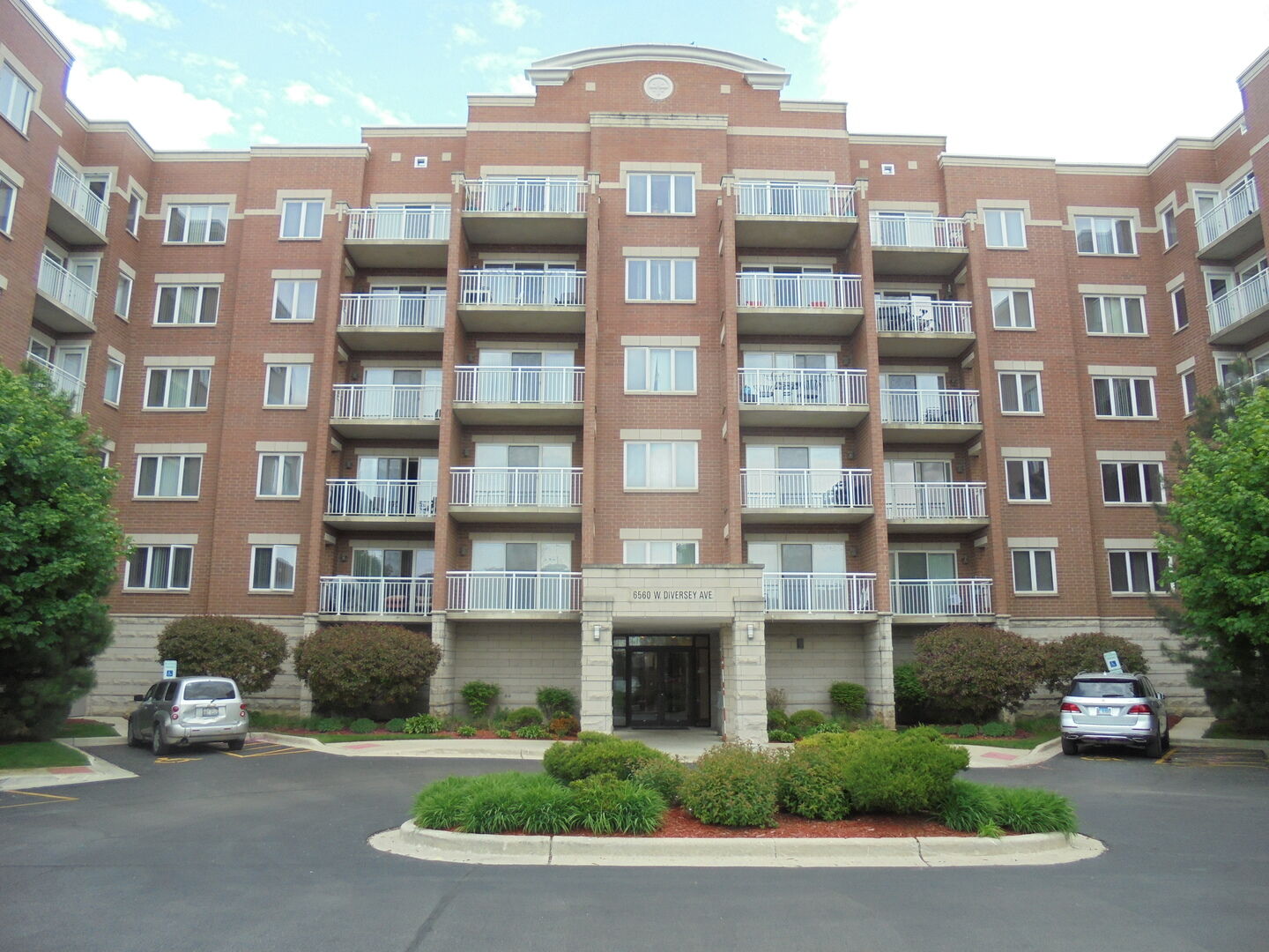 Property Photo:  6560 W Diversey Avenue 510D  IL 60707 