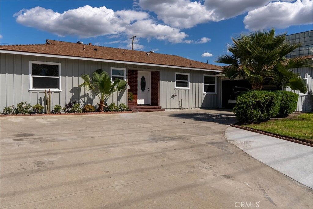 Property Photo:  768 S Barranca Avenue  CA 91723 