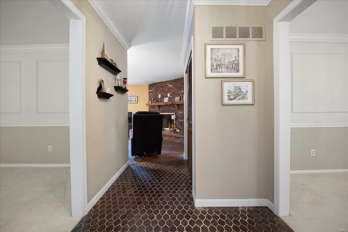 Property Photo: 1932 Sturfield Court MO 63131