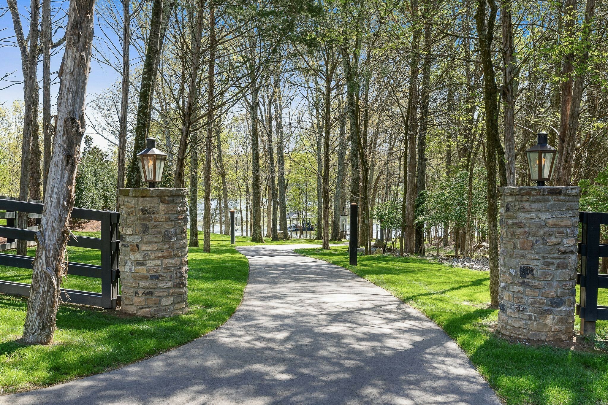Property Photo:  8530 Saundersville Rd  TN 37122 