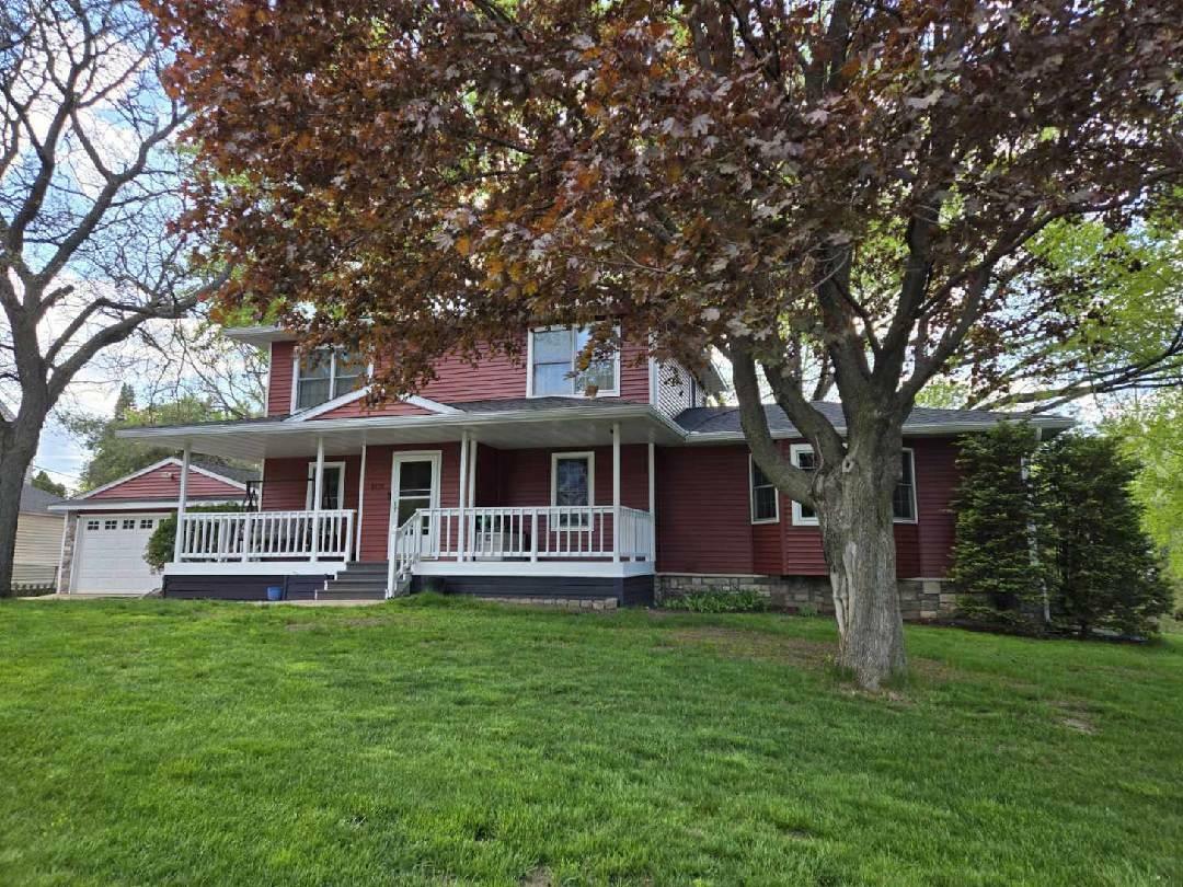 Property Photo: 1035 View Lane MN 55118