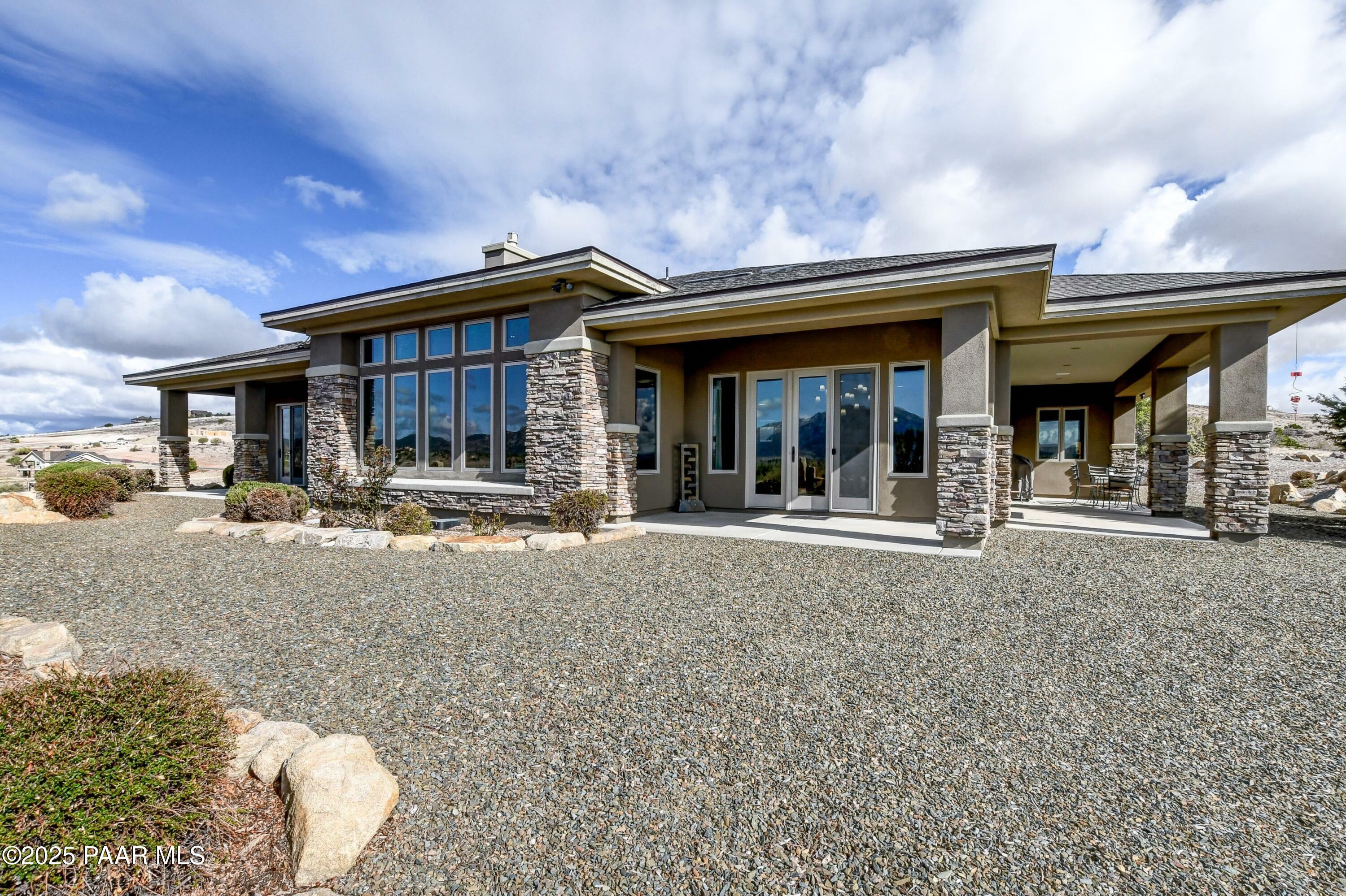 Property Photo: 11355 N Waylands Trail AZ 86305
