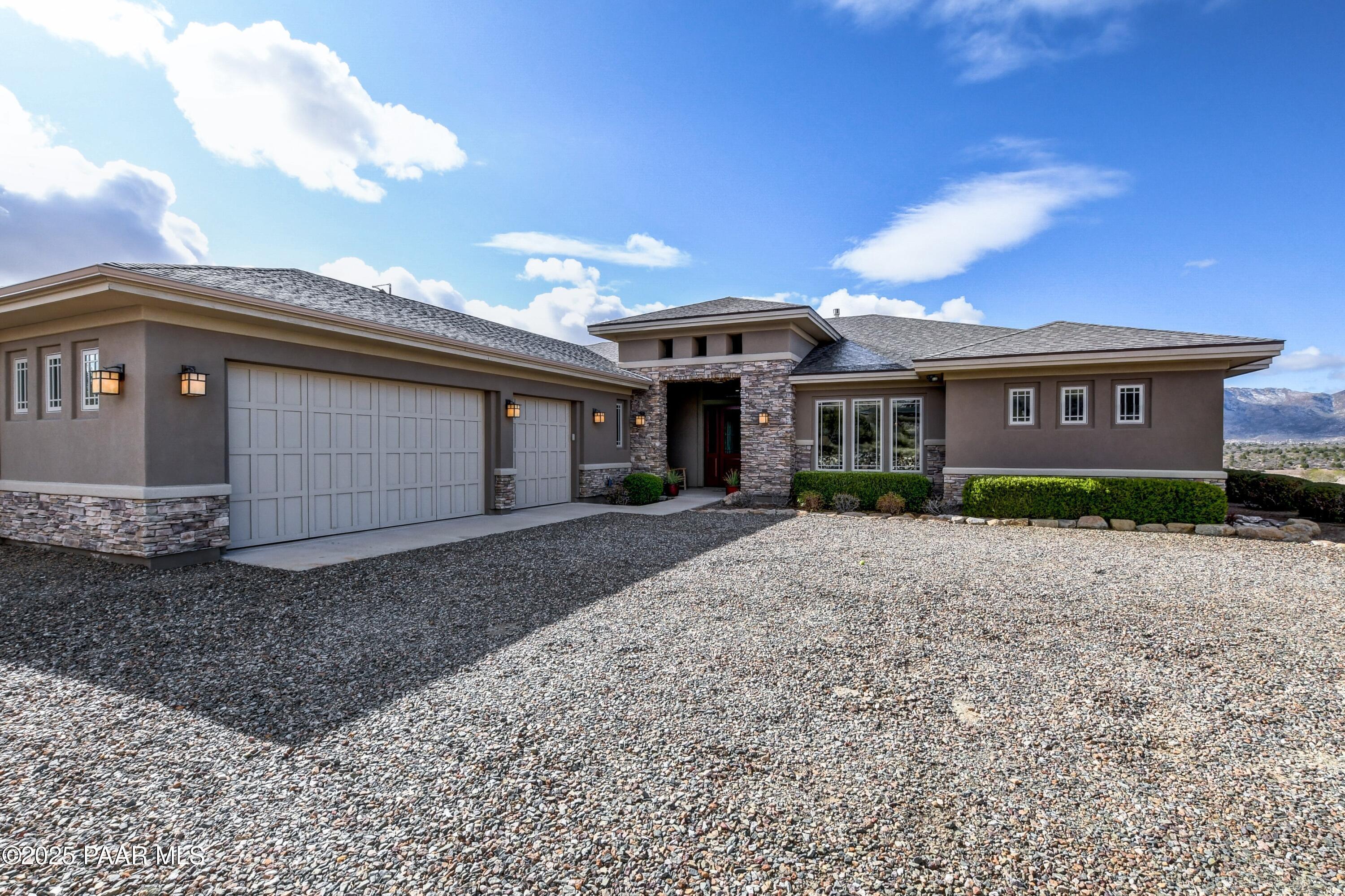 Property Photo:  11355 N Waylands Trail  AZ 86305 