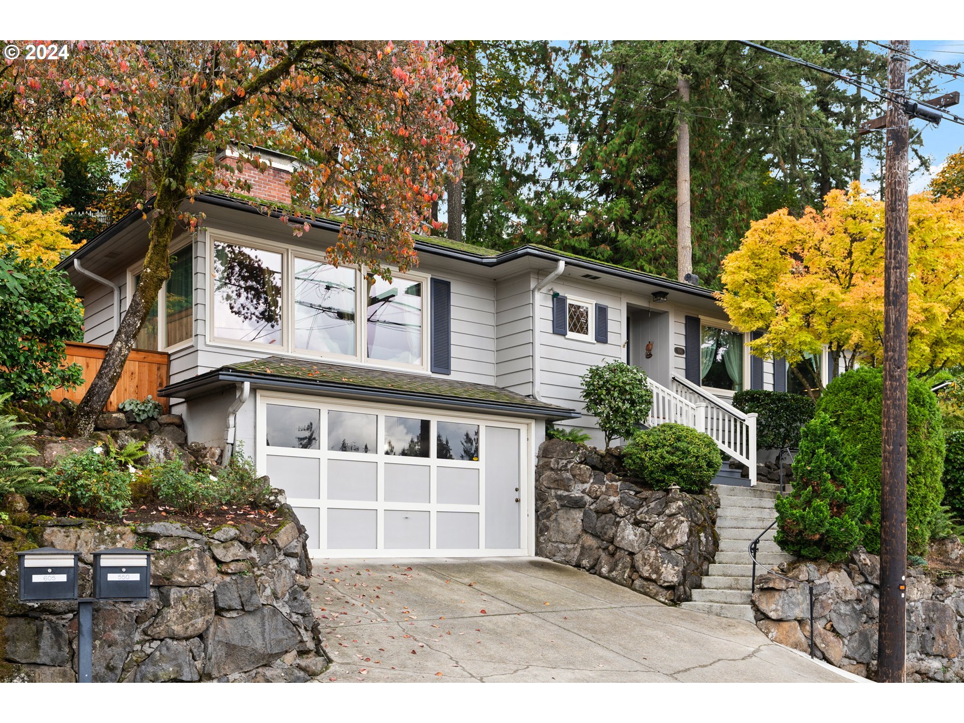 550 Northshore Rd  Lake Oswego OR 97034 photo