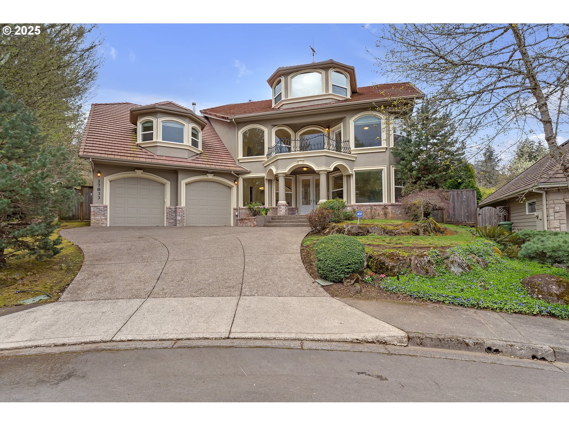 17833 Marylcreek Dr  Lake Oswego OR 97034 photo