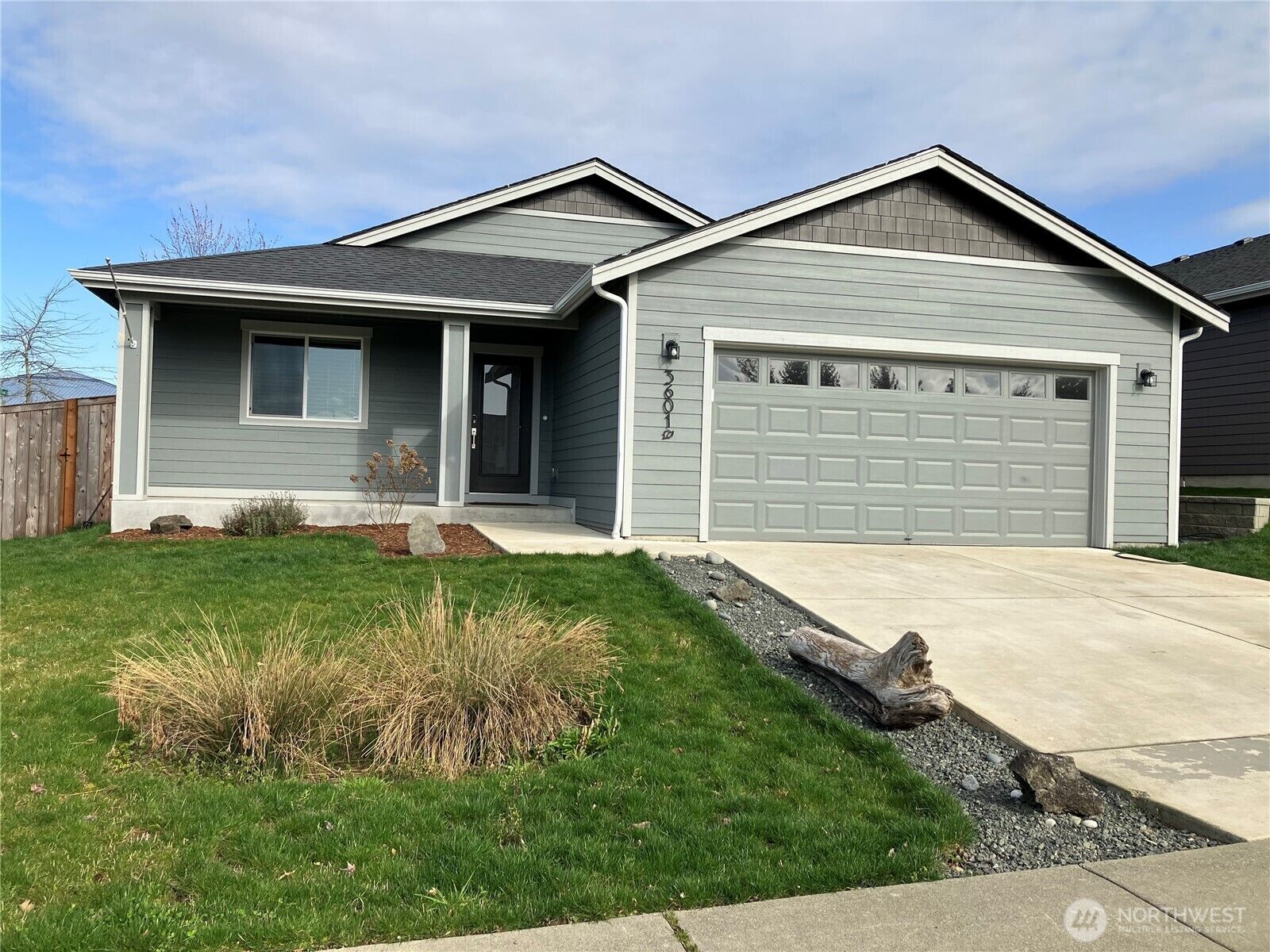 Property Photo: 3601 Page St WA 98362