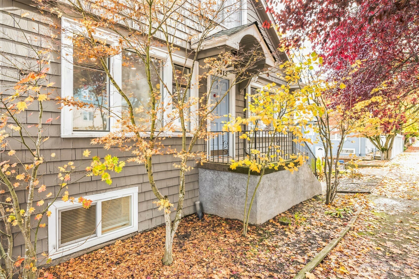 Property Photo: 4812 Aurora Avenue WA 98103