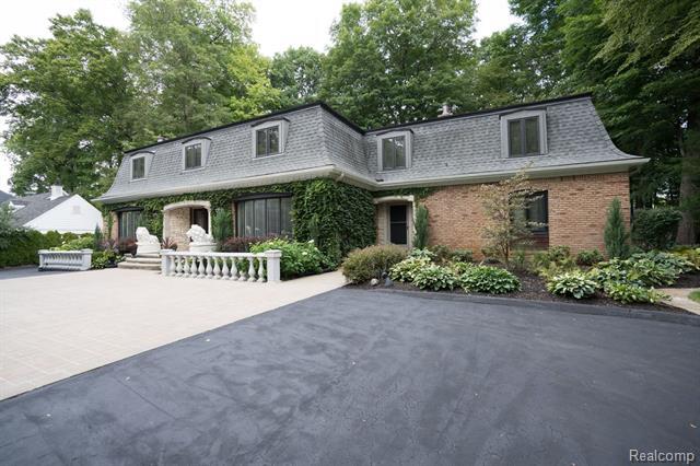 Property Photo:  45778 Fermanagh Drive  MI 48168 