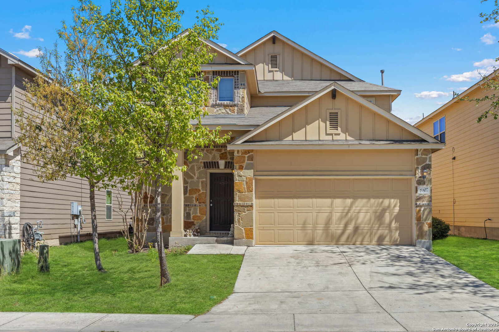 Property Photo: 8907 Atwater Crk TX 78245