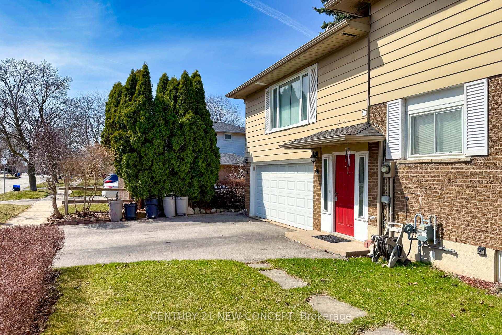 Property Photo: 214 Vance Drive ON L6L 3L1