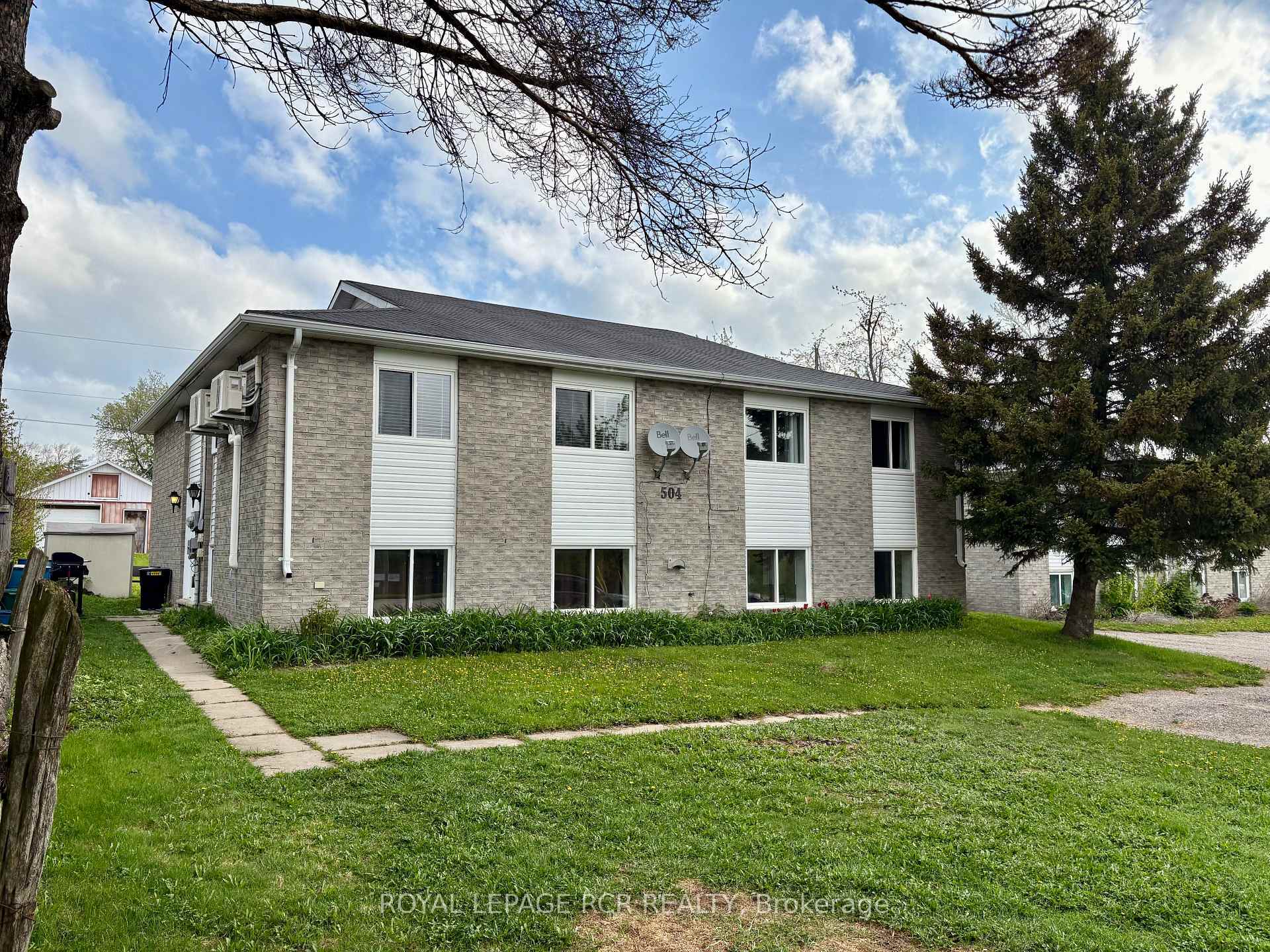 Property Photo: 504 Andrew Street ON L9V 2Z1