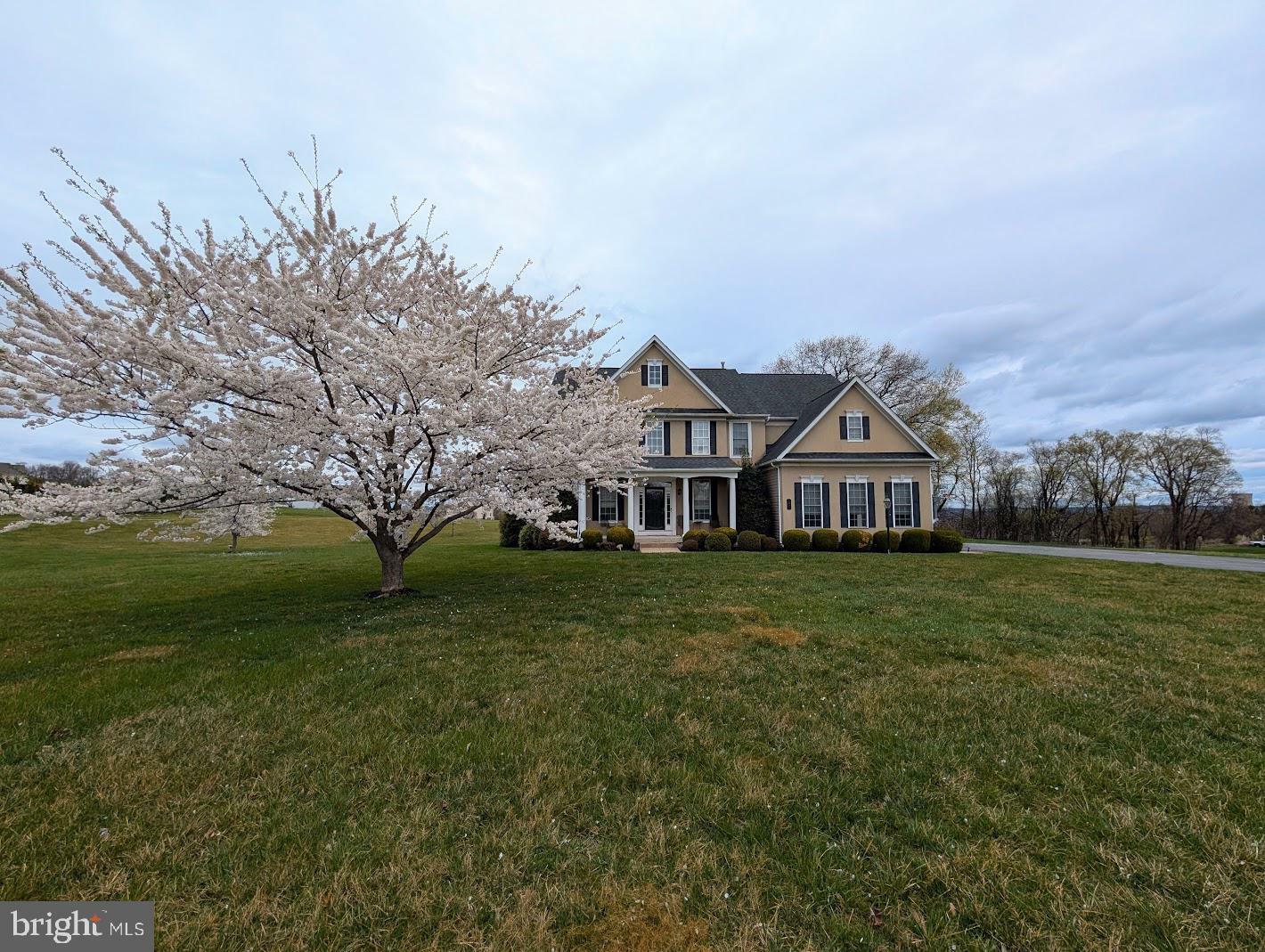 Property Photo: 5 Turnout Lane PA 17319