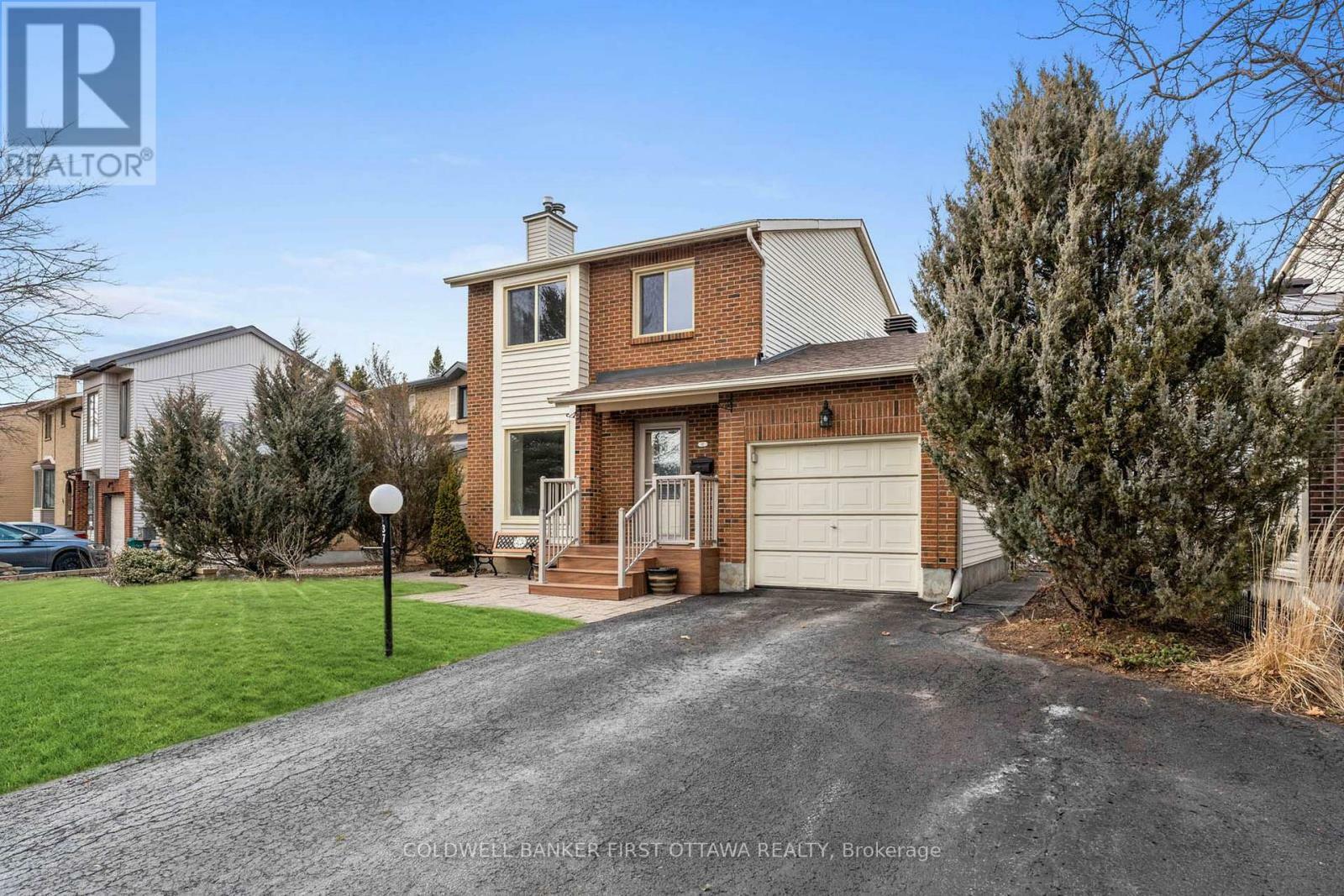 Property Photo: 37 Homestead Street ON K2E 7N9