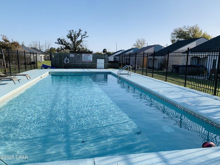 Property Photo:  517 S Highway 22 A  FL 32404 