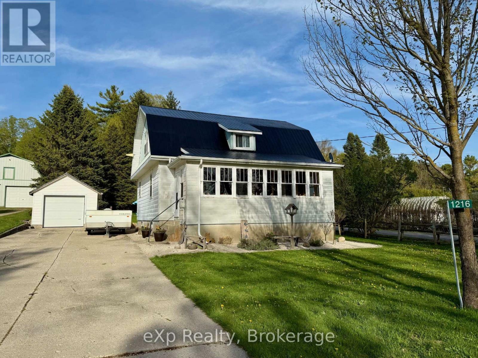 1216 Bruce Road 12  South Bruce ON N0G 1W0 photo